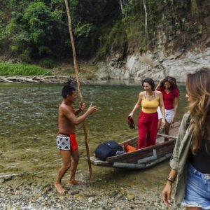 Emberá Puru Biakuru experience, Emberá- Wounaan comarca, Chagres river, Panamá
